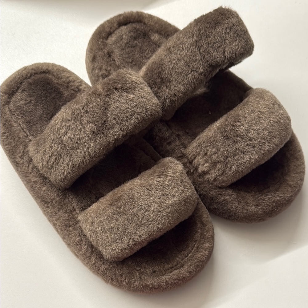 Cozy Brown Women's Slippers